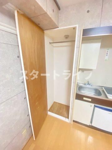 大阪市淀川区三国本町２丁目の賃貸マンションの収納