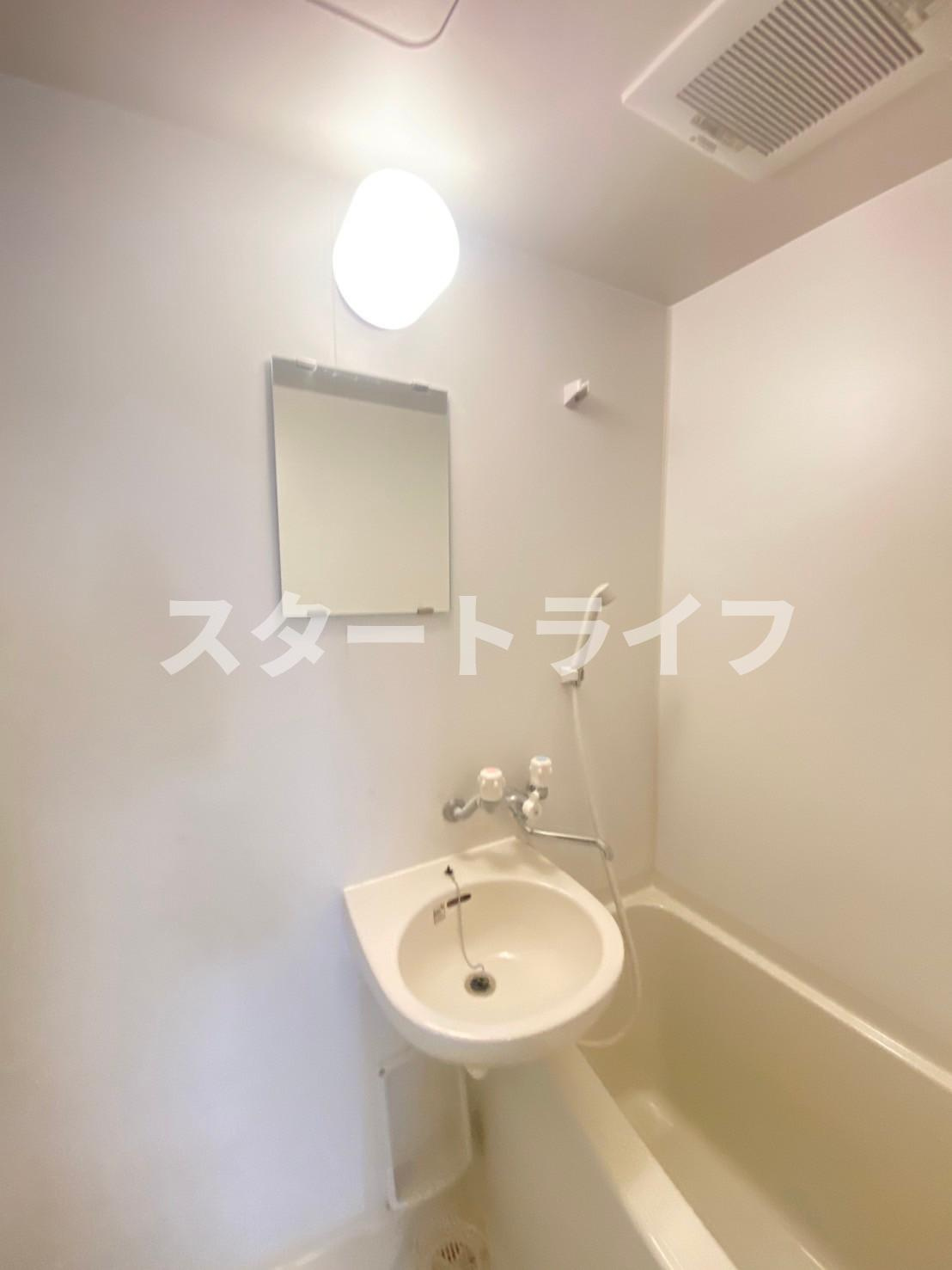 大阪市淀川区三国本町２丁目の賃貸マンションの洗面所