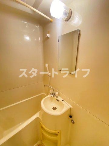 大阪市淀川区三国本町２丁目の賃貸マンションの洗面所