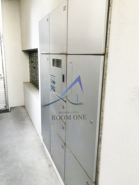 EAST　AKIHABARAのその他共用部分|宅配ボックスです。