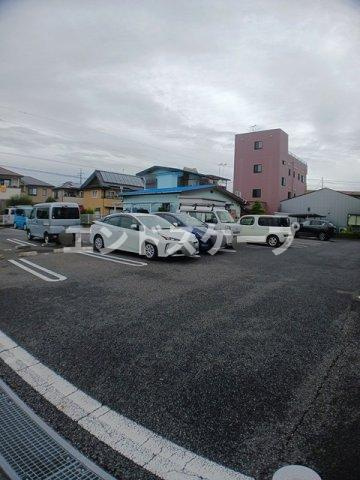 プリマ・クラッセの駐車場|高崎、前橋のお部屋探しはエンドスケープまで！お客様の理想お聞かせ下さい♪