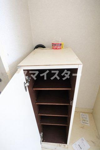 ジュネパレス幕張本郷３の収納