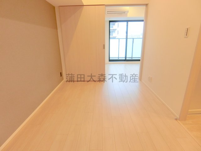 ザ・パークハビオ大森町の居間・リビング|DK7.6帖　カウンターキッチンのダイニングキッチン
