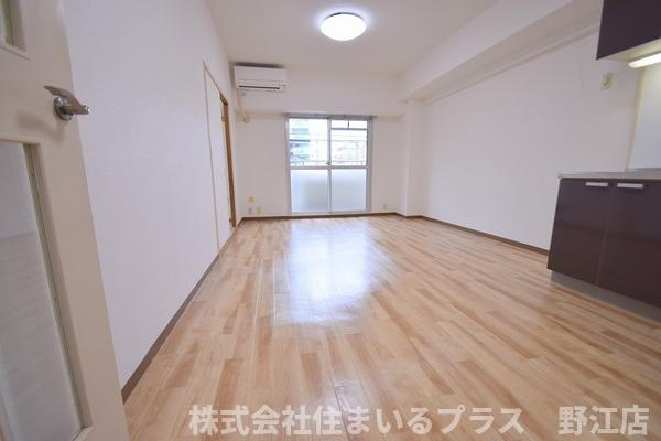 パレ城北の居間・リビング