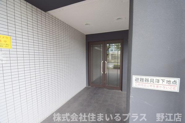 パレ城北のエントランス