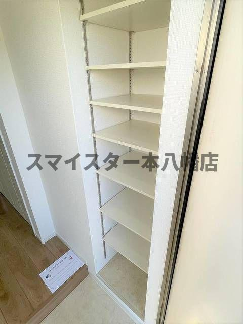 ＰＡＲＫ　ＴＥＲＲＡＣＥ　新松戸Ⅰの玄関