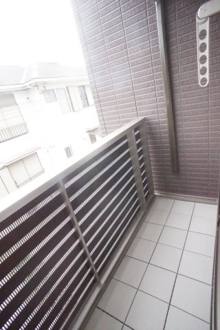ミラソール市川のバルコニー
