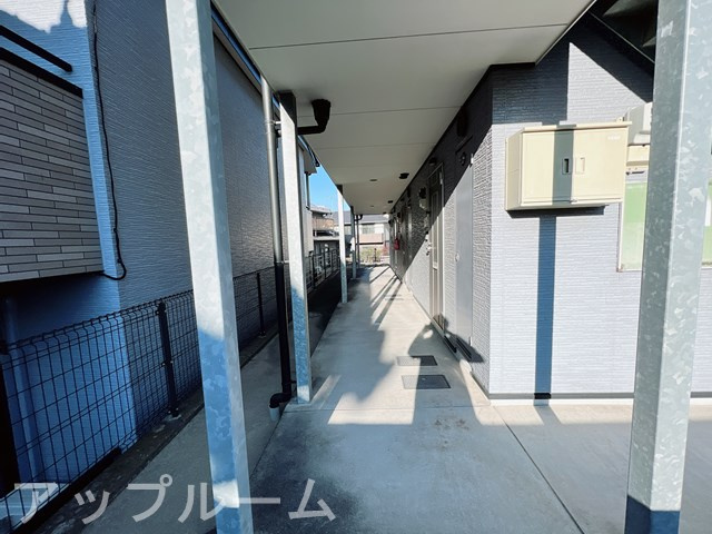 ヒルズ愛のエントランス
