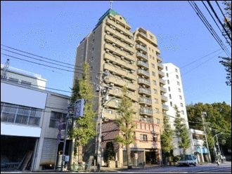 ロイヤルグリーン本郷の外観