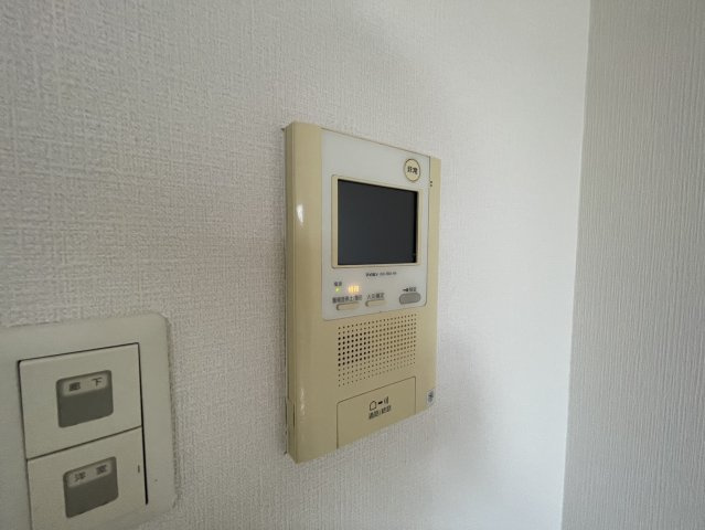 エストーネハーバーランドのセキュリティ|同物件別部屋写真