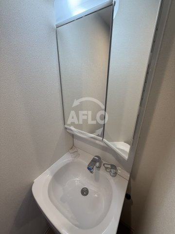 プレサンス東小橋エレディータの独立洗面台|プレサンス東小橋エレディータ　独立洗面台