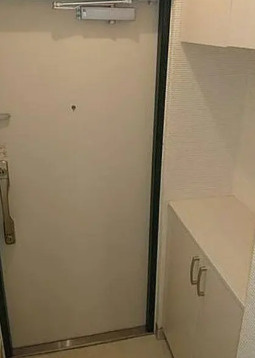 白金武蔵野マンションの玄関|明るい玄関です