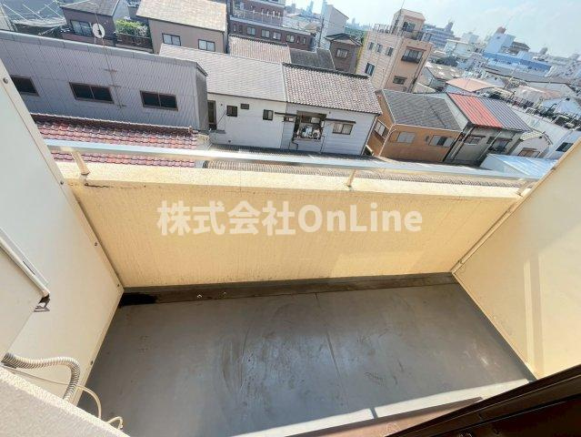 ノアーズアーク88のバルコニー