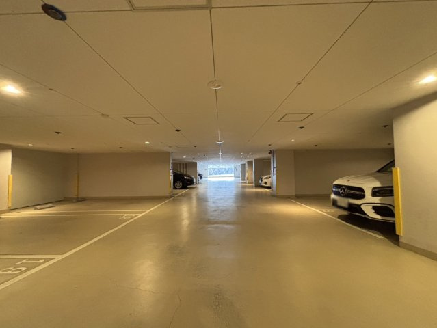ワコーレ苦楽園レジデンスの駐車場