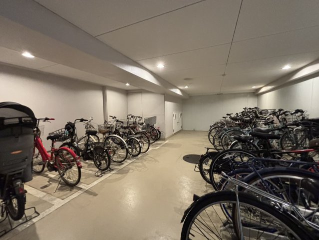ワコーレ苦楽園レジデンスの駐輪場