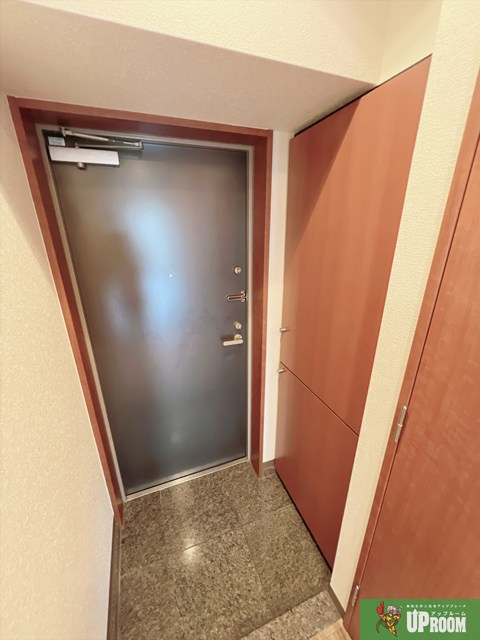 レーべスト平安の玄関