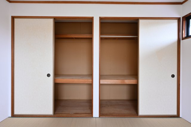 【収納】 | 邑楽郡大泉町朝日１期　中古戸建住宅 | 各居室に収納付きでお部屋もスッキリ片付きます♪