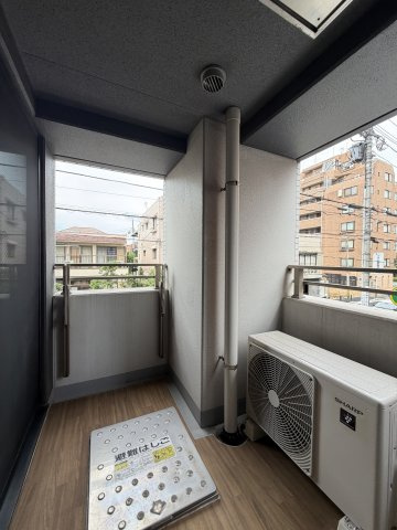 中野区中央２丁目の中古マンションのバルコニー