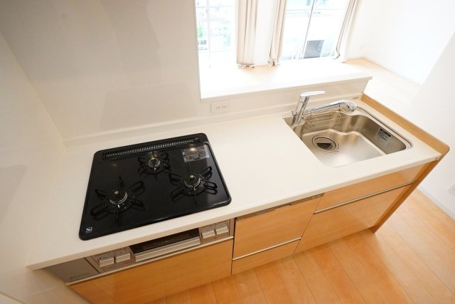 マンション雅叙苑５号棟のキッチン|キッチンです