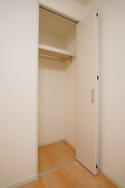 マンション雅叙苑５号棟の収納|収納のためのスペースです