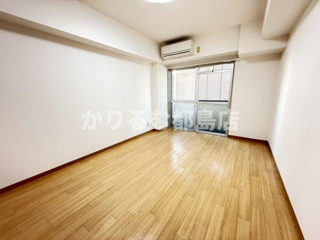 モリビル京橋の居間・リビング