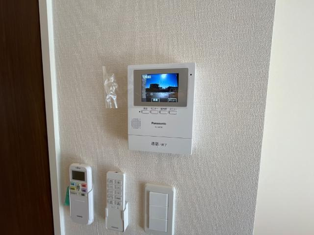 エメのセキュリティ|カメラ付インターホン（イメージ）