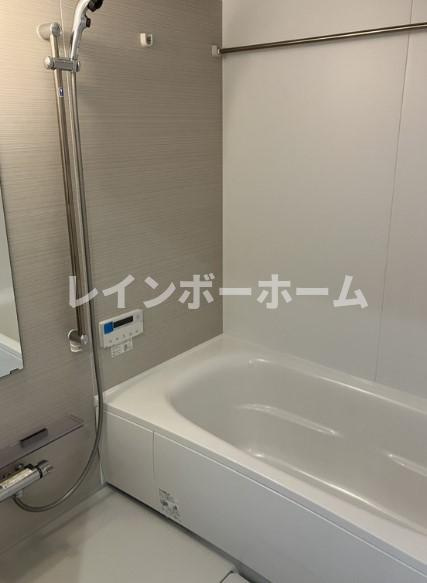 カルミアの浴室