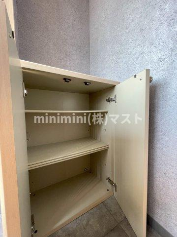 大阪市中央区東平２丁目の賃貸マンションの収納