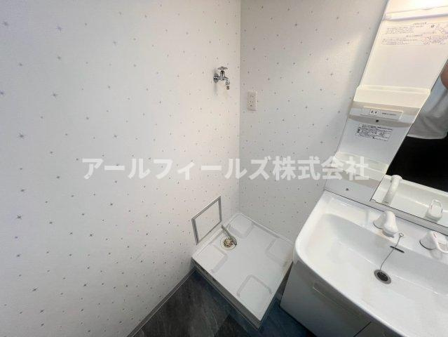 R FIELDS FUNABASHIⅡの洗面所