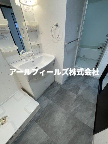 R FIELDS FUNABASHIⅡの独立洗面台