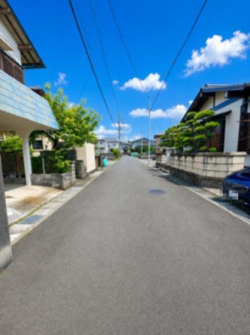 沼津市下香貫３００９番の前面道路含む現地写真|交通量の少ない前面道路。
