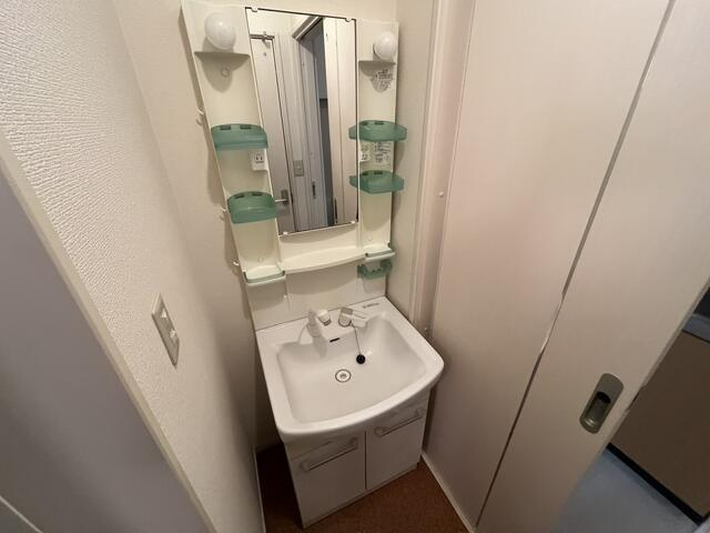 【独立洗面台】