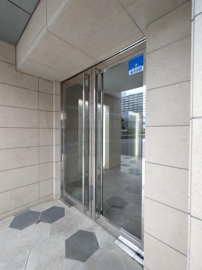 【エントランス】