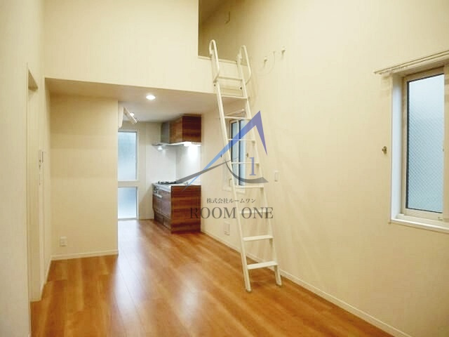 メゾン・ド・ソフィアの居間・リビング|洋室のお部屋です。