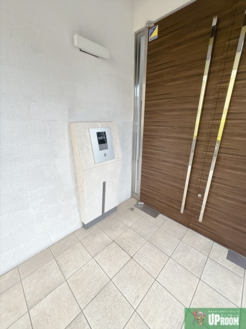 パークレジデンス上飯田駅前の玄関