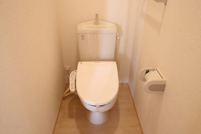 ベル・ヴィレッジ　ＡＢＣＤＥのトイレ|清潔感のあるトイレです
