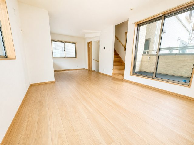 ☆神戸市中央区二宮町1丁目　戸建☆の居間・リビング