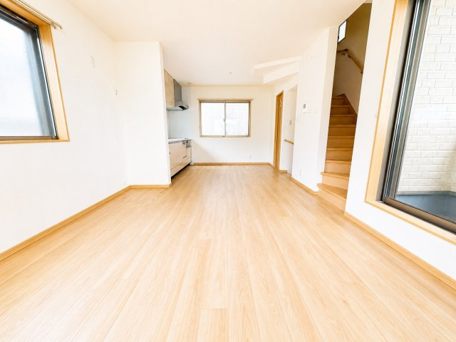 ☆神戸市中央区二宮町1丁目　戸建☆の居間・リビング