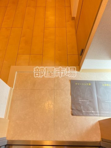 ディップス日暮里の玄関