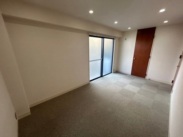 芦屋市東芦屋町の賃貸マンションの居間・リビング