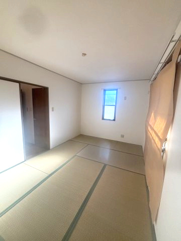 芦屋市三条南町のアパートの和室