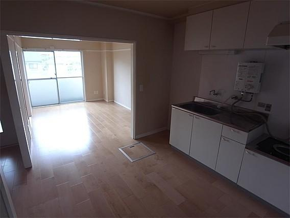 神戸市東灘区深江本町４丁目の賃貸マンションの居間・リビング