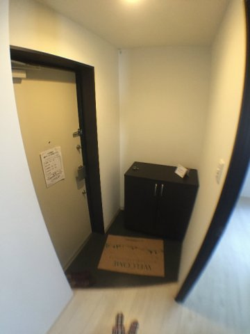 神戸市灘区灘北通３丁目のアパートの玄関