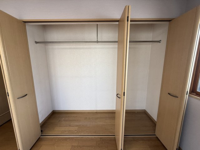 魚崎西町一丁目戸建の収納|3階、北側洋室の収納