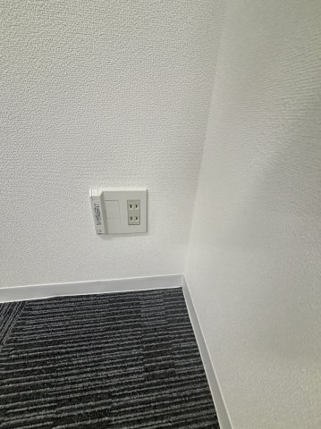 AUSビル