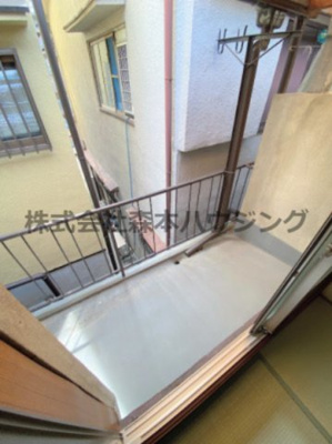 【バルコニー】 | 　寝屋川市日新町15テラスハウス | 和室側南向きバルコニーです