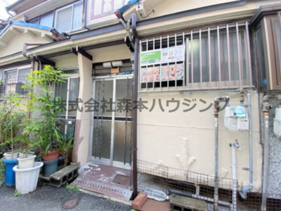 【エントランス】 | 　寝屋川市日新町15テラスハウス | 落ち着いたエントランスです