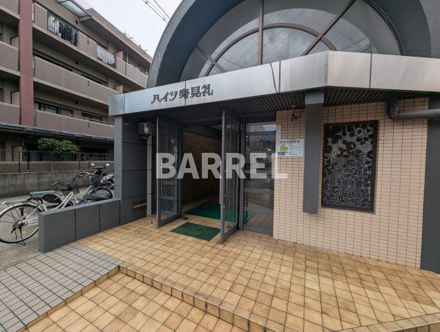 ハイツ寿見礼のエントランス