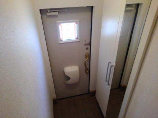 LUXの玄関