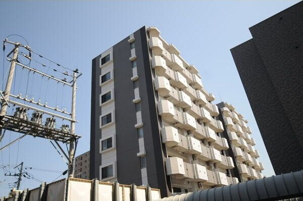 サンヴァーリオ新田駅前Ⅶ